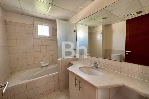 Villa in Dubai 4 bedrooms, 548 sq.m. № 22236 - photo 27