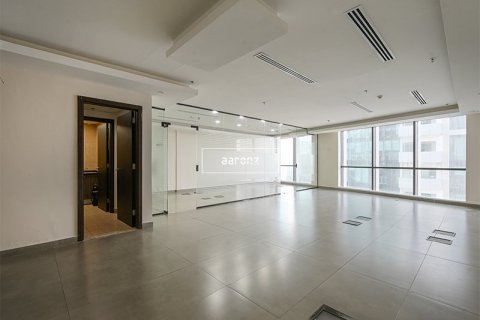 Снять в аренду офис в Бизнес-Бэе, Дубай: 92.3м², № 49653 - фото 2