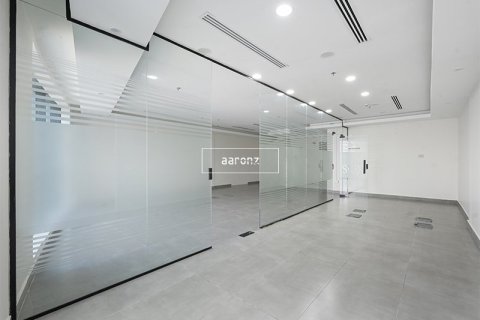 Снять в аренду офис в Бизнес-Бэе, Дубай: 92.3м², № 49653 - фото 1