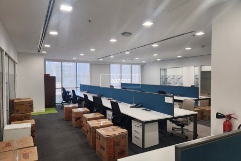 Bureau à Dubai Marina, Dubai, 1055.9 m², № 49668 - photo 2