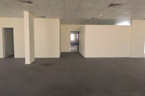 Снять в аренду офис в Al Quoz, Дубай: 281.8м², № 49654 - фото 11