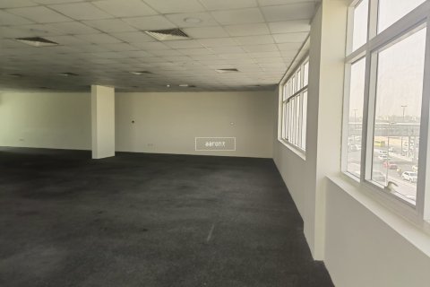 Снять в аренду офис в Al Quoz, Дубай: 281.8м², № 49654 - фото 7