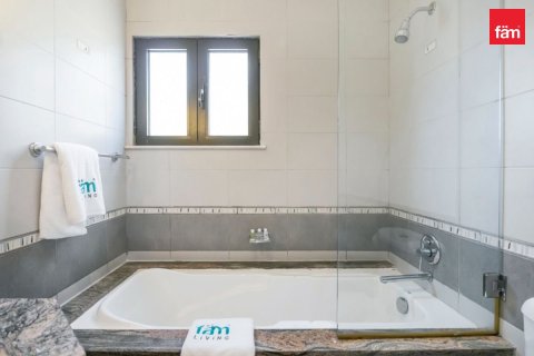 Снять в аренду виллу в Пальме Джумейре, Дубай: 4 спальни, 620.9м², № 8627 - фото 21