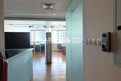 Снять в аренду офис в Бизнес-Бэе, Дубай: 89м², № 78272 - фото 5