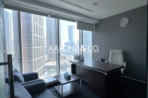 Bureau à Business Bay, Dubai, 48.5 m², № 78271 - photo 8