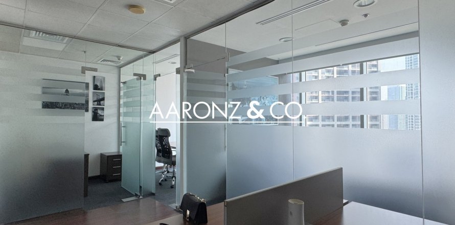 Bureau à Business Bay, Dubai, 48.5 m², № 78271