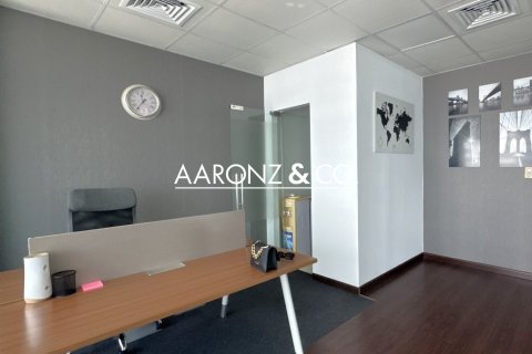 Bureau à Business Bay, Dubai, 48.5 m², № 78271 - photo 9