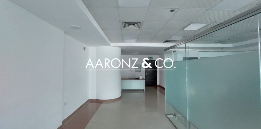 Bureau à Business Bay, Dubai, 90.4 m², № 78270