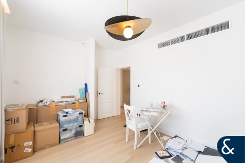 Villa en The Lakes, Dubai, 4 dormitorios, 335 m², № 98657 - foto 13