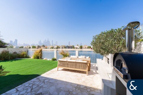 Villa en The Lakes, Dubai, 4 dormitorios, 335 m², № 98657 - foto 24