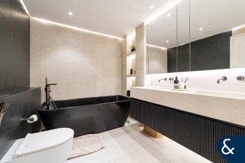 Villa en The Lakes, Dubai, 4 dormitorios, 335 m², № 98657 - foto 19