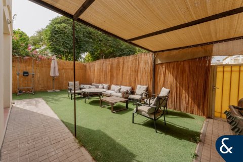 Villa en Springs 14, The Springs, Dubai, 2 dormitorios, 167 m², № 98669 - foto 4