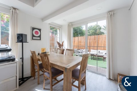 Villa en Springs 14, The Springs, Dubai, 2 dormitorios, 167 m², № 98669 - foto 7