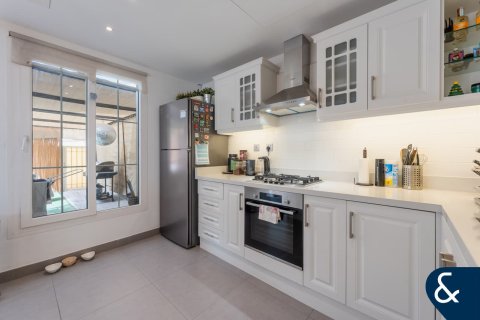 Villa en Springs 14, The Springs, Dubai, 2 dormitorios, 167 m², № 98669 - foto 10