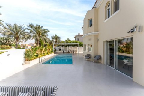 Villa en Arabian Ranches, Dubai, 5 dormitorios, 409 m², № 43246 - foto 24