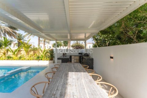Villa en Arabian Ranches, Dubai, 5 dormitorios, 409 m², № 43246 - foto 3