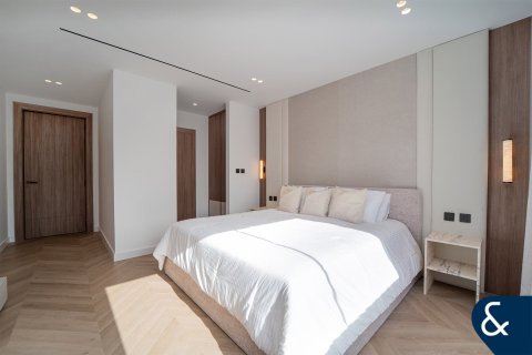 Купить виллу в Meadows, Дубай: 4 спальни, 353м², № 91286 - фото 25