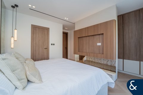 Купить виллу в Meadows, Дубай: 4 спальни, 353м², № 91286 - фото 21