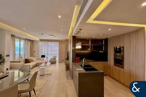 Apartment in Palm Jumeirah, Dubai 2 bedrooms, 169 sq.m. № 91287 - photo 8