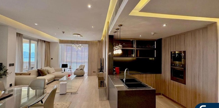 Apartment in Palm Jumeirah, Dubai 2 bedrooms, 169 sq.m. № 91287