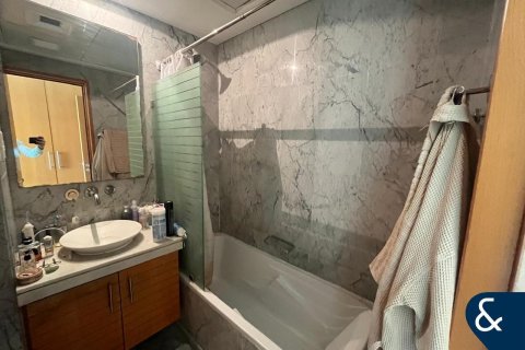 Купить квартиру в Джумейра Лейк Тауэрс, Дубай: 1 спальня, 94м², № 91288 - фото 10