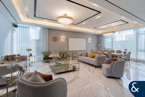 Купить виллу в North Village, Al Furjan, Дубай: 5 спален, 569м², № 91289 - фото 6