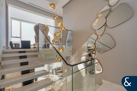 Купить виллу в North Village, Al Furjan, Дубай: 5 спален, 569м², № 91289 - фото 9