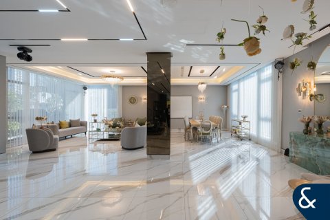 Купить виллу в North Village, Al Furjan, Дубай: 5 спален, 569м², № 91289 - фото 5