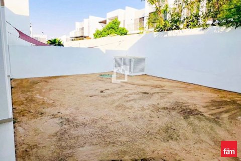 Townhouse in Dubai 3 bedrooms, 174.8 sq.m. № 111738 - photo 3
