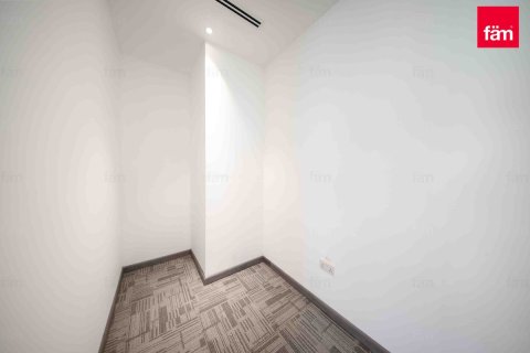 Снять в аренду офис в Sheikh Zayed Road, Дубай: 921.5м², № 111739 - фото 4