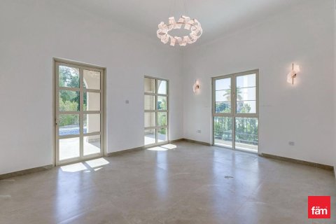 Villa in Jumeirah Islands, Dubai 4 bedrooms, 988.7 sq.m. № 55092 - photo 6