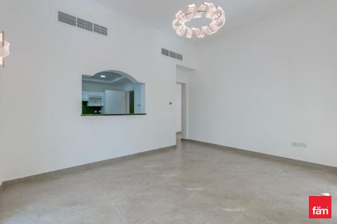 Villa in Jumeirah Islands, Dubai 4 bedrooms, 988.7 sq.m. № 55092 - photo 14