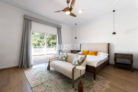 Villa en Meadows, Dubai, 4 dormitorios, 373 m², № 44468 - foto 4