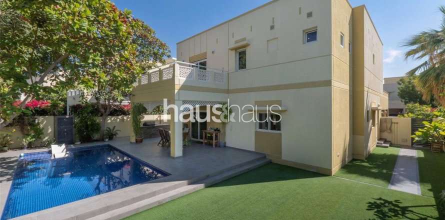Villa en Meadows, Dubai, 4 dormitorios, 373 m², № 44468