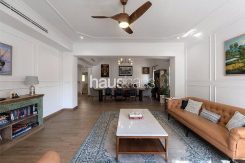 Villa en Meadows, Dubai, 4 dormitorios, 373 m², № 44468 - foto 17