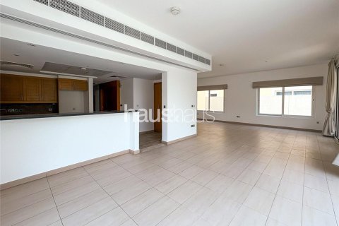 فيلا في Jumeirah Park, دبي 4 غرف نوم, 386 م² رقم 44480 - صورة 2