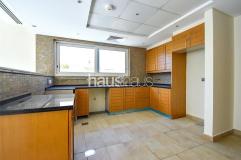 Villa in Jumeirah Park, Dubai 4 bedrooms, 386 sq.m. № 44478 - photo 5