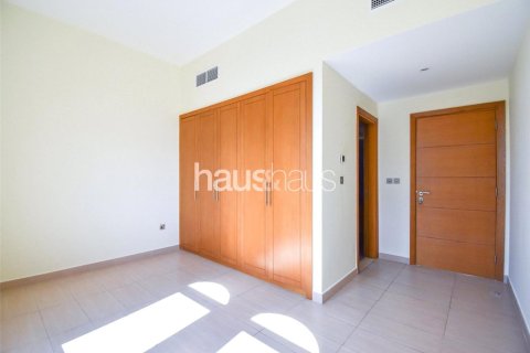 Villa in Jumeirah Park, Dubai 4 bedrooms, 386 sq.m. № 44478 - photo 12
