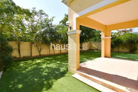 Villa in Jumeirah Park, Dubai 4 bedrooms, 386 sq.m. № 44478 - photo 13