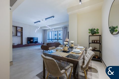 Apartamento en Jumeirah Beach Residence, Dubai, 2 dormitorios, 119 m², № 79300 - foto 4