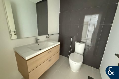 Apartment in GOLF HORIZON in Dubai 2 bedrooms, 158 sq.m. № 79301 - photo 12