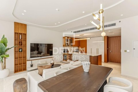 Appartement à The Crescent, Palm Jumeirah, Dubai, 2 chambres, 130.62 m², № 127352