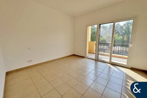 Villa à Arabian Ranches, Dubai, 2 chambres, 175 m², № 75643 - photo 4