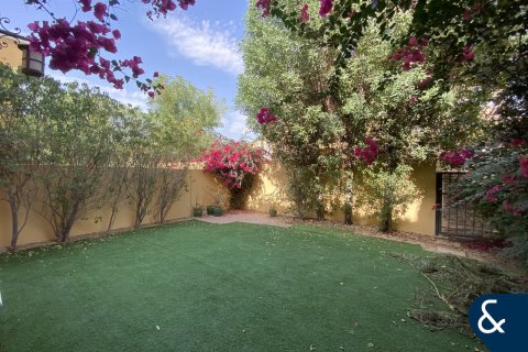 Villa à Arabian Ranches, Dubai, 2 chambres, 175 m², № 75643 - photo 11