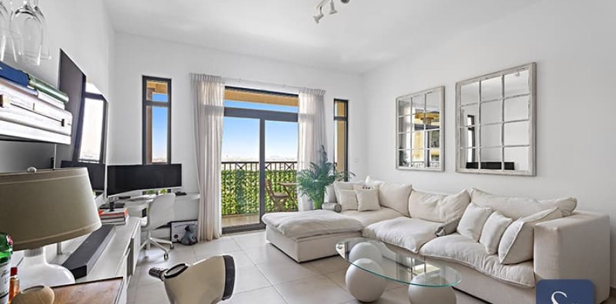 Квартира в Madinat Jumeirah Living, Умм-Сукейм, Дубай, 1 спальня, 72м², № 75631