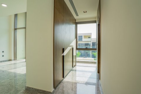 Villa in Dubai Hills Estate, Dubai 6 bedrooms, 902.3 sq.m. № 49137 - photo 20