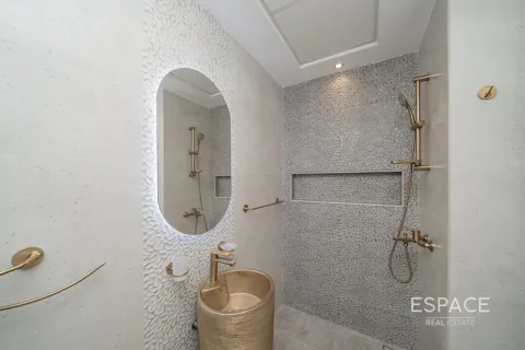 Снять в аренду виллу в Арабиан Ранчес, Дубай: 2 спальни, 175м², № 62036 - фото 5
