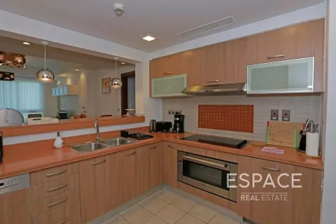 Apartment in Palm Jumeirah, Dubai 2 bedrooms, 161 sq.m. № 62037 - photo 4