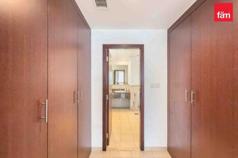 Apartment in Dubai Marina, Dubai 3 bedrooms, 265.4 sq.m. № 72334 - photo 13