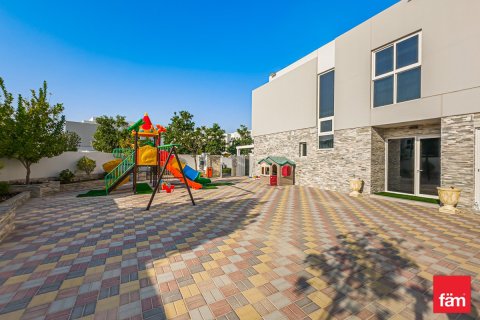 Villa in Dubai 5 bedrooms, 632.5 sq.m. № 72347 - photo 27